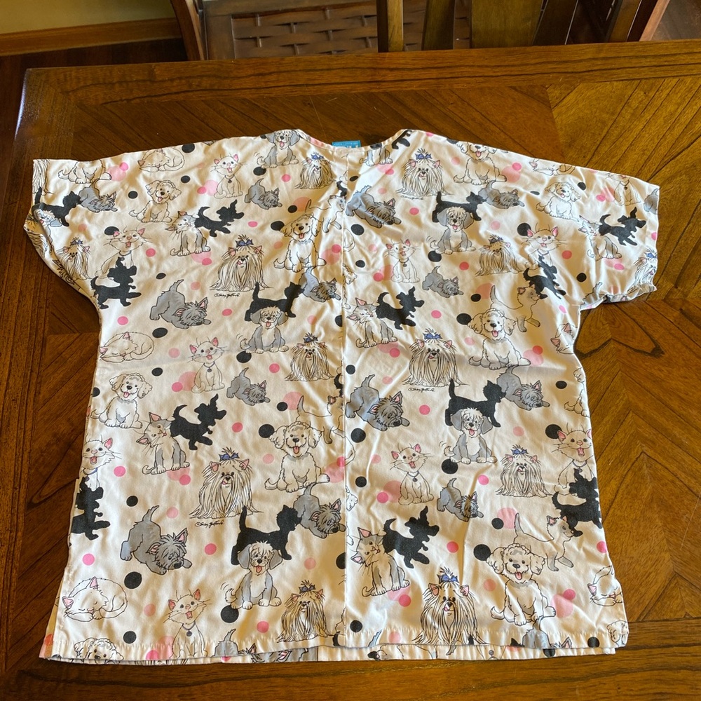 Dog & Cat Scrub Top